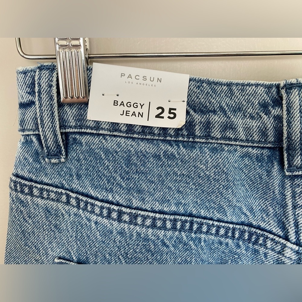 pacsun wide leg jeans. color blue, size 25